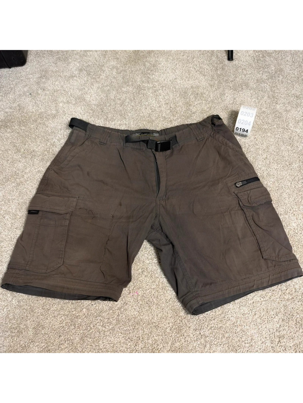 BC clothing cargo shorts W/ built in belt